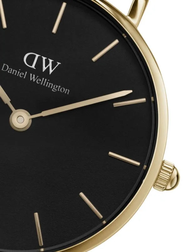 Montre analogique Daniel Wellington Bracelet Noir Fond Noir