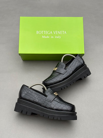 BOTTEGA VENETA Loafer à grosse semelle en cuir croco