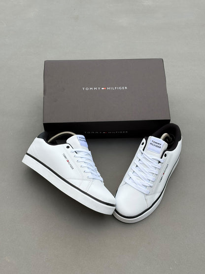 Tommy Hilfiger Baskets Basses TH Hi Vulc Core Low En Blanc